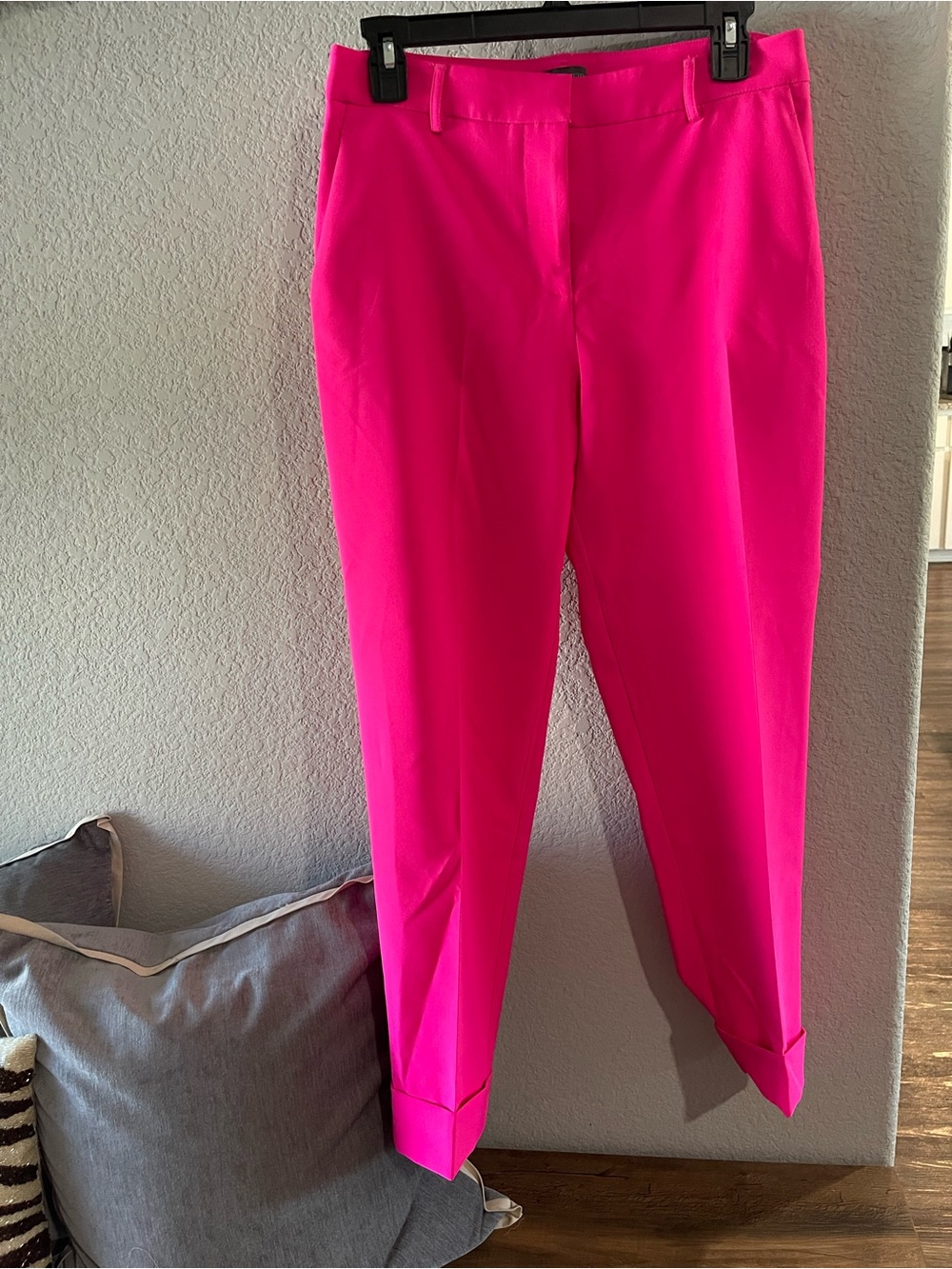 Vince Camuto Hot Pink Tailored Ankle Trousers - Picture 1 of 3